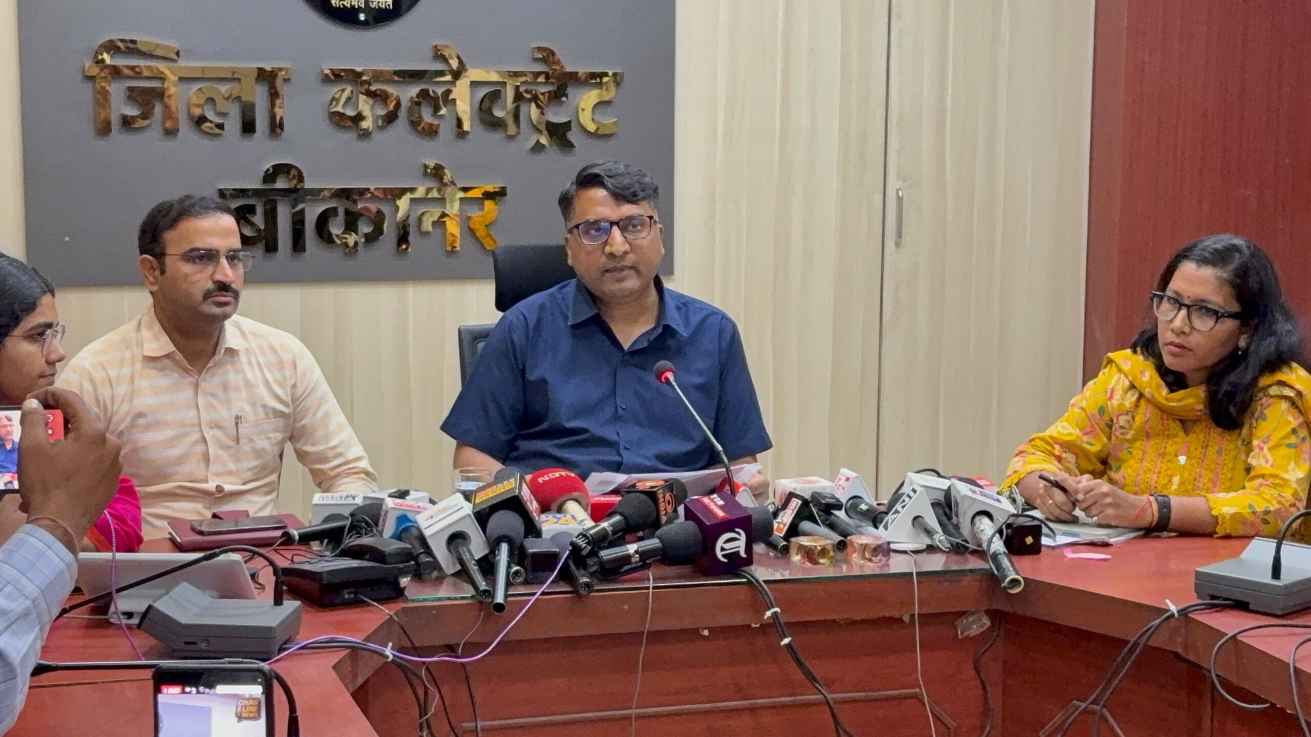 बीकानेर जिले के 6 लाख 45 हजार 15 मतदाता करेंगे मताधिकार का उपयोग, नगर निगम में 11 सितंबर को वोटिंग, पालिकाओं में 9 को 1 राजस्थान SAVE 20260820 200714 scaled बीकानेर जिले के 6 लाख 45 हजार 15 मतदाता करेंगे मताधिकार का उपयोग, नगर निगम में 11 सितंबर को वोटिंग, पालिकाओं में 9 को Rajasthan News Portal राजस्थान