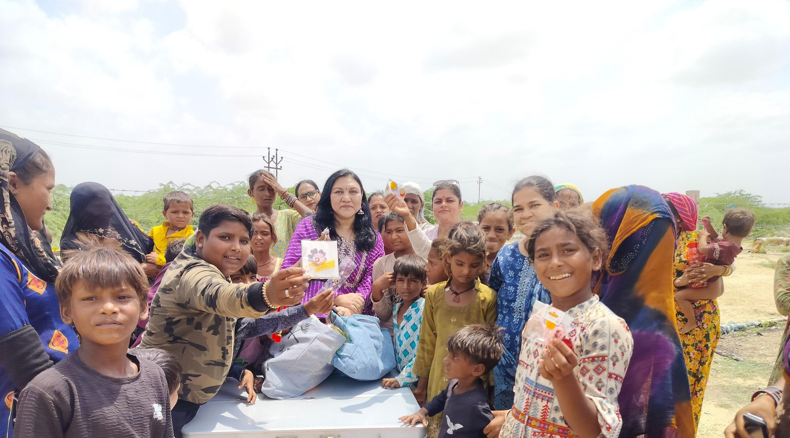 SAVE 20260821 221806 scaled कच्ची बस्ती में महिलाओं को दी राखी बनाने की ट्रेनिंग Rajasthan News Portal बीकानेर अपडेट