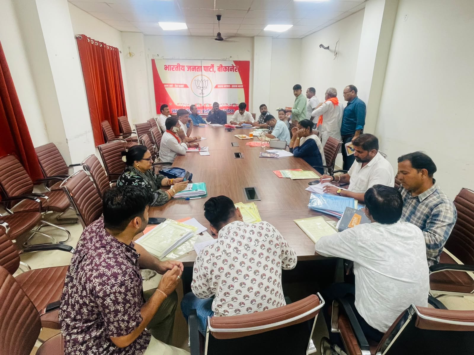 चुनाव: 80 वार्डों के लिए दावेदारों में उत्साह, मंडल अध्यक्षों ने संभाग कार्यालय में जमा कराने शुरू किए आवेदन 4 राजस्थान SAVE 20260824 193108 चुनाव: 80 वार्डों के लिए दावेदारों में उत्साह, मंडल अध्यक्षों ने संभाग कार्यालय में जमा कराने शुरू किए आवेदन Rajasthan News Portal राजस्थान