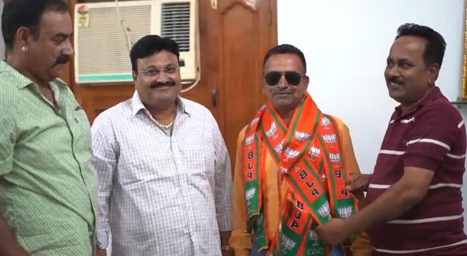 IMG 20260903 194919 चुनाव : वार्ड 73 में भाजपा को मिला समर्थन, दीपक पारीक को बसपा प्रत्याशी रविन्द्र कुमार सारस्वत ने दिया समर्थन Rajasthan News Portal बीकानेर अपडेट
