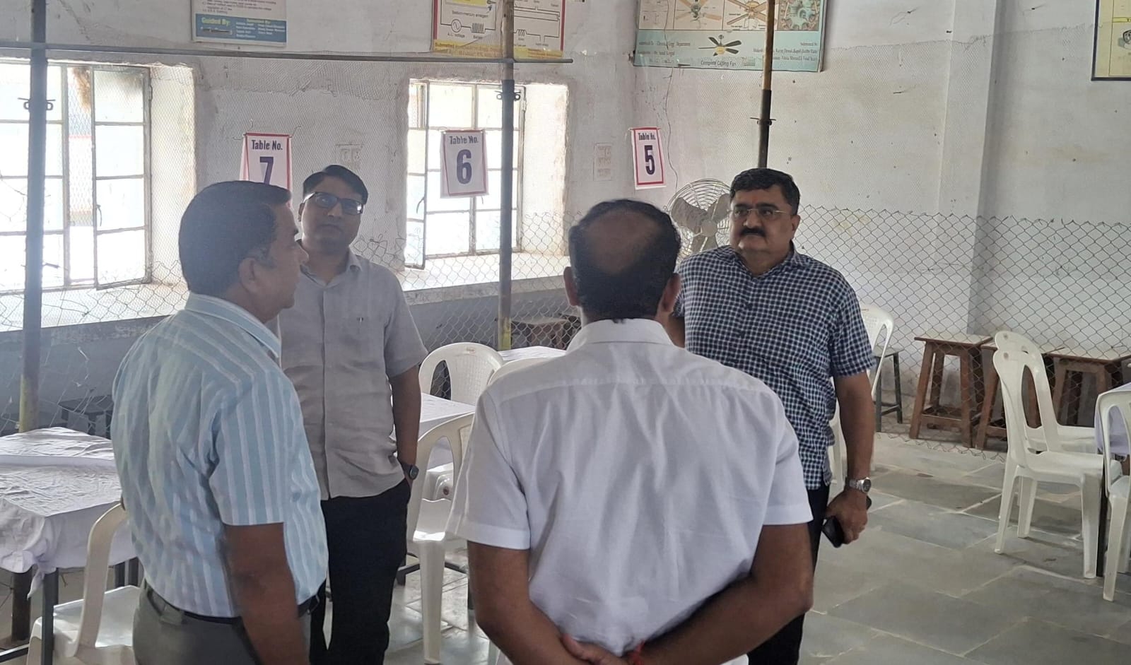 SAVE 20260913 173148 जिला निर्वाचन अधिकारी एवं नगरीय निकाय चुनाव पर्यवेक्षक ने मतगणना स्थल का लिया जायजा Rajasthan News Portal बीकानेर अपडेट