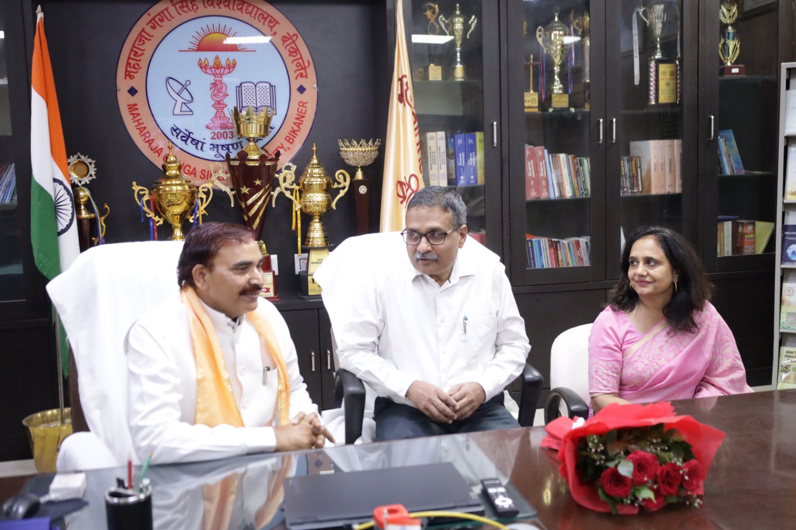 SAVE 20260925 184015 प्रो. नरसी राम बिश्नोई ने महाराजा गंगा सिंह विश्वविद्यालय के कुलगुरु का पदभार ग्रहण किया Rajasthan News Portal बीकानेर अपडेट