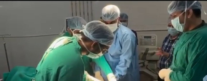 IMG 20261002 161229 सड़क हादसे में 28 इंच की लोहे की रॉड अंदर धंसी, बाहर निकाली, जटिल ऑपेरशन Rajasthan News Portal राजस्थान