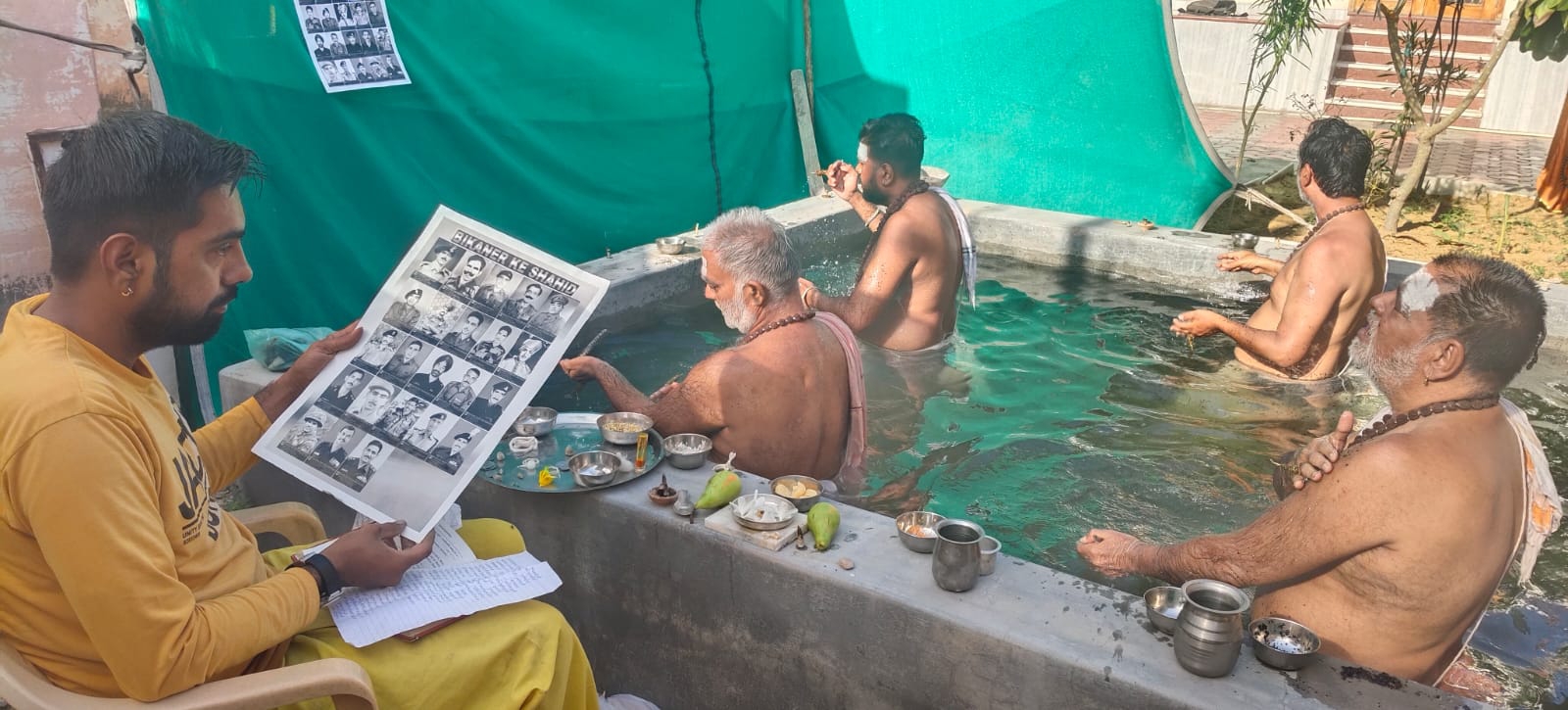 SAVE 20261009 184742 सूर्य मंदिर में हुआ तर्पण, शहीदों के सम्मान में पोस्टर लगाकर दी श्रद्धांजलि Rajasthan News Portal विदेश