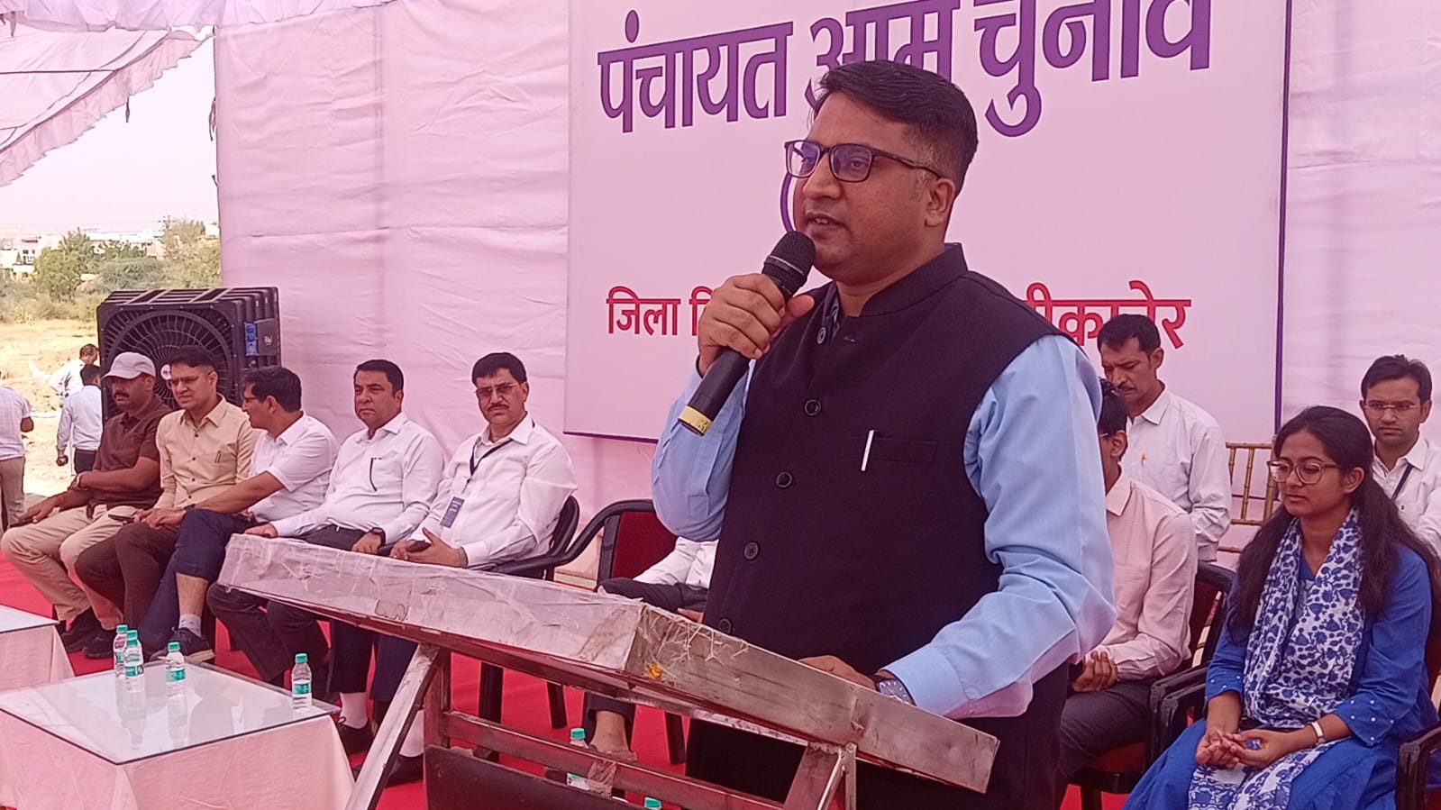 SAVE 20261021 155949 पंचायती राज चुनाव : पहले चरण के मतदान के लिए रवाना हुए मतदान दल Rajasthan News Portal राजस्थान